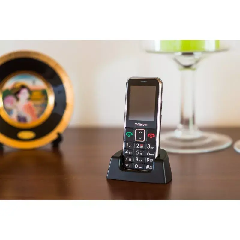Telefon komórkowy MaxCom MM730 2,2 cala czarny