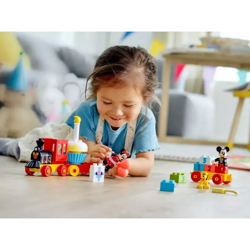 LEGO DUPLO zestaw 10941 Urodziny Myszki Miki i Minnie — figurki DUPLO, 22 elementy, dla dzieci od 2 lat