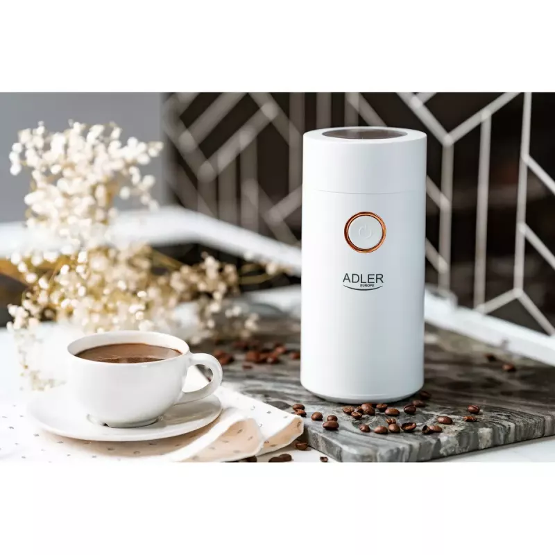 Młynek żarnowy Adler AD4446WG — elektryczny młynek do kawy, stalowe żarna, pojemnik na 75 g, 150 W, biały