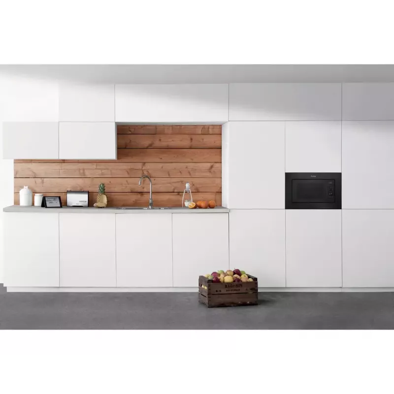 Kuchenka mikrofalowa do zabudowy Amica AMGB20E2GB, 800 W, 20 L