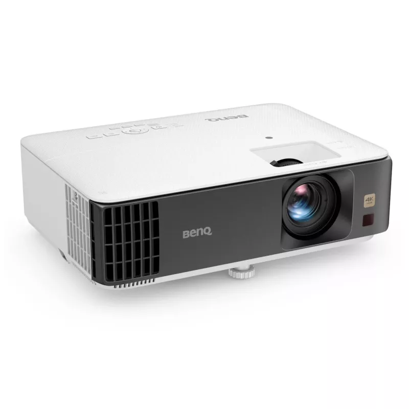 Projektor BenQ TK700 o standardowej odległości projekcji, 3200 ANSI lumenów, DLP UHD 4K (3840x2160), 3D, czarno-biały