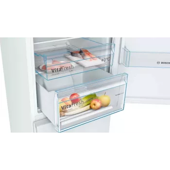Bosch Serie 4 KGN36VWED Chłodziarko-zamrażarka wolnostojąca 326 l Biała