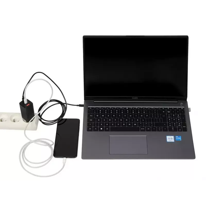 Ładowarka sieciowa do urządzeń mobilnych IBOX ILUC65B — 65 W, 3x USB (2x USB‑A Gen1, 1x USB‑C), czarna, 100–240 V