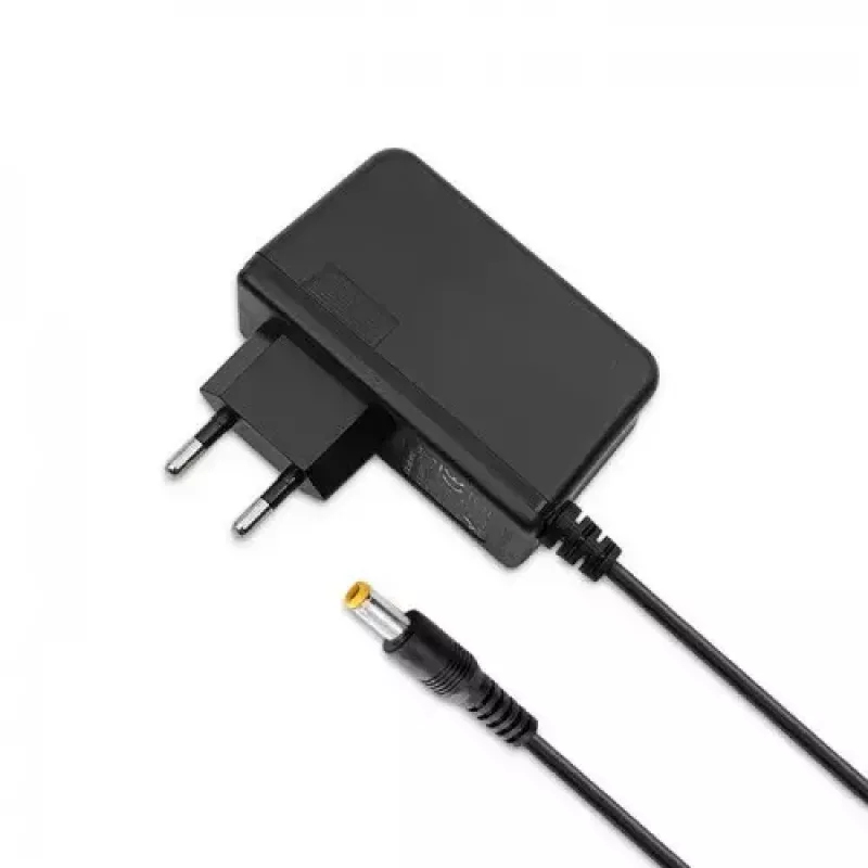 Zasilacz sieciowy Qoltec 51028 18W Czarny 220-240V