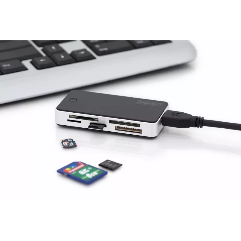 Czytnik kart DIGITUS USB 3.0 obsługujący karty MS/SD/SDHC/MiniSD/M2/CF/MD/SDXC z kablem połączeniowym USB A 1M
