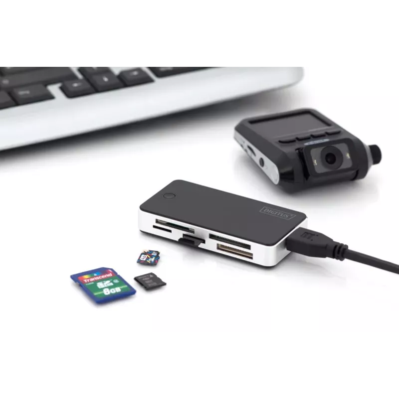 Czytnik kart DIGITUS USB 3.0 obsługujący karty MS/SD/SDHC/MiniSD/M2/CF/MD/SDXC z kablem połączeniowym USB A 1M