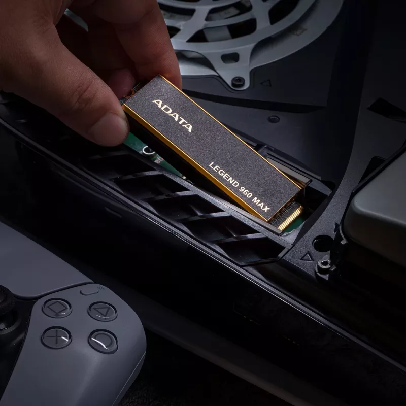 ADATA LEGEND 960 MAX 4 TB M.2 PCI Express 4.0 NVMe 3D NAND