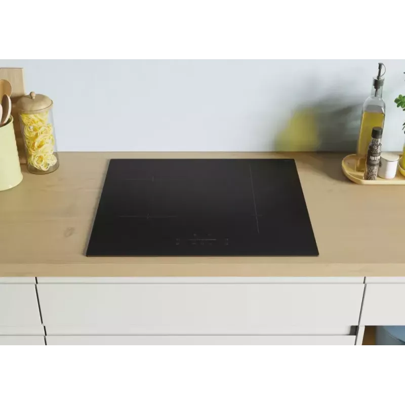 Płyta indukcyjna Candy CTP6SC4/E1 Czarna do zabudowy 59 cm 4 strefy