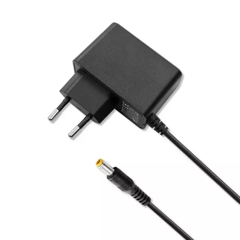 Zasilacz Qoltec 52403 wewnętrzny 9 W czarny 220–240V
