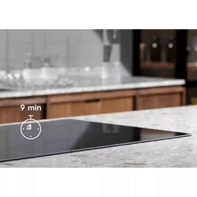 Płyta indukcyjna Electrolux LIT30230C — 2-strefowa do zabudowy, szerokość 29 cm, czarna, sterowanie dotykowe, strefy 210/145 mm