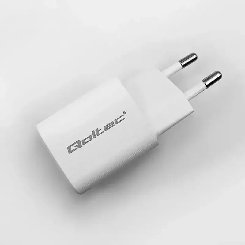 QOLTEC Charger 50763 — Indoor AC Fast Charger 35W, USB-C PD 3.0 + USB-A, 5–20V, biały