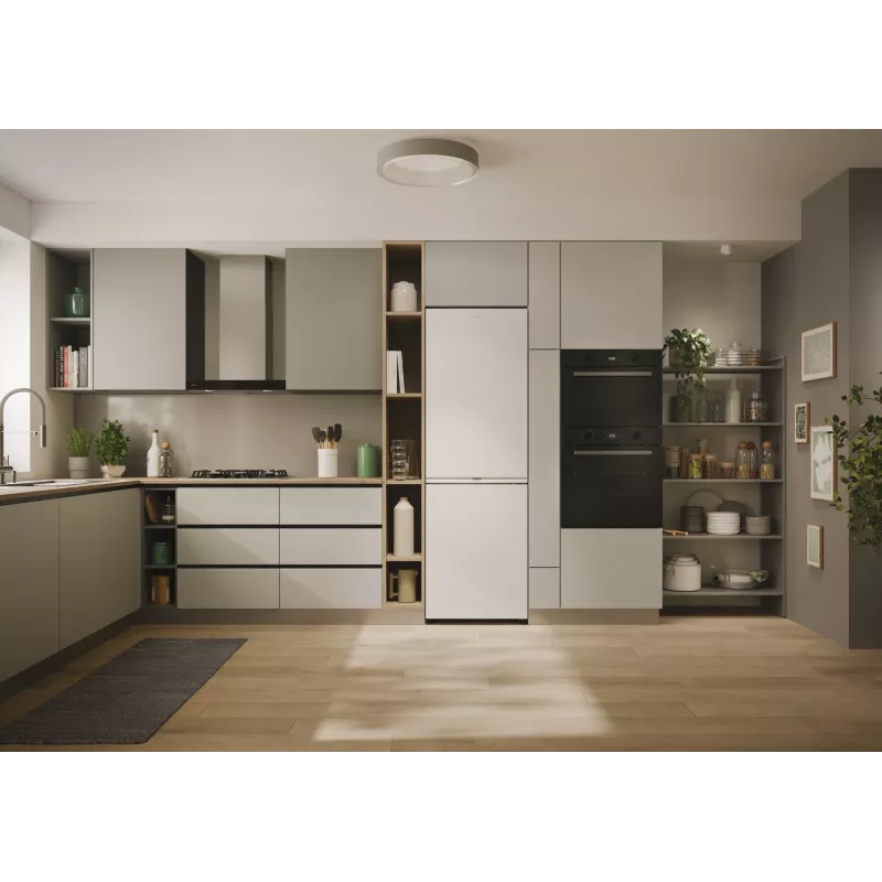 Candy Fresco CNCQ2T618EW Wolnostojąca 355 L Biała