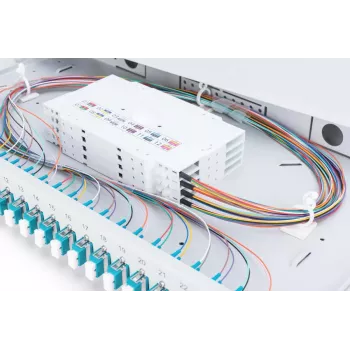 DIGITUS Fiber Optic Sliding Splice Box, 1U, Equipped 24x LC duplex, incl. M 25 Screw, Splice Cassette OM3 Color Pigtails, Adapter