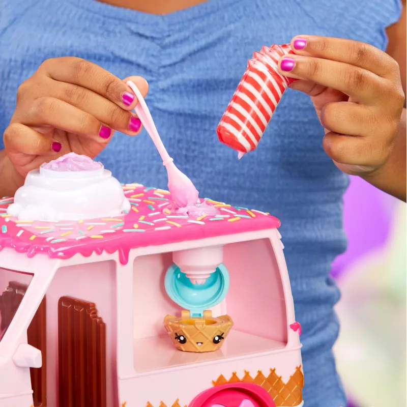 MGA Entertainment Yummiland Lipgloss Truck Przyczepa dla lalek