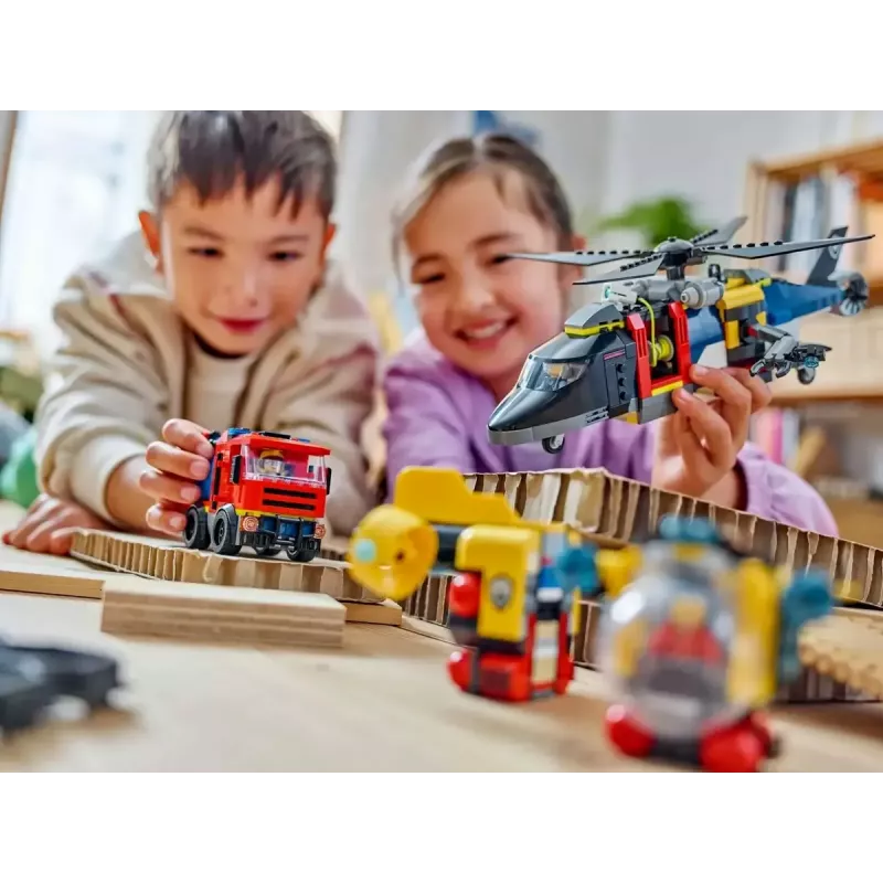 Zestaw konstrukcyjny LEGO City Zestaw kombinowany 60462 — Helikopter i wóz strażacki, 874 elementy, 3 minifigurki, wiek 7+