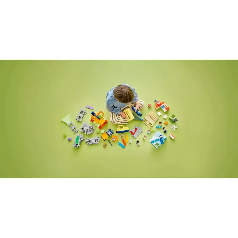 Zestaw kolejkowy dla dzieci LEGO DUPLO 10428 Big Interactive Community Train — duży interaktywny pociąg dla maluchów