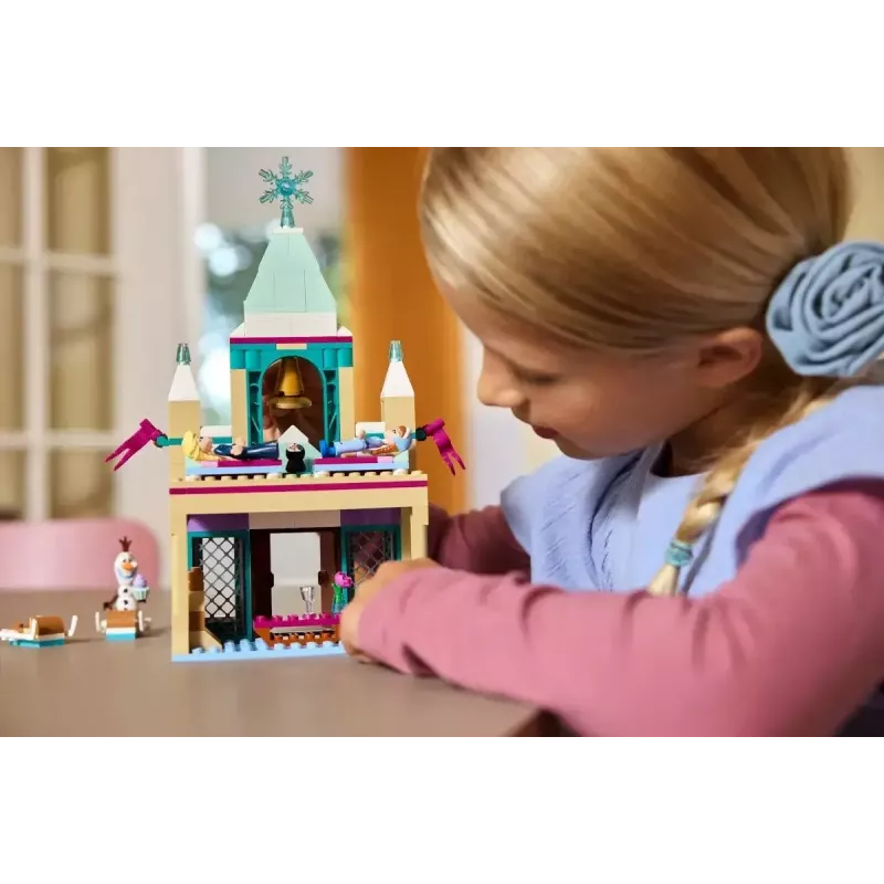 Klocki LEGO Disney Princess Zamek Arendelle 43265 — 177 elementów, 3 minifigurki, dla dzieci od 5 lat, zestaw ekspozycyjny (250×60×40 mm)