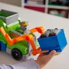 PAW Patrol: Ciężarówka Recyklingowa Crush N’ Roll z Figurką Rocky’ego i Przekształcającą się Zgniecioną Śmieciarką, Zabawki dla Chłopców i Dziewczynek od 3 lat