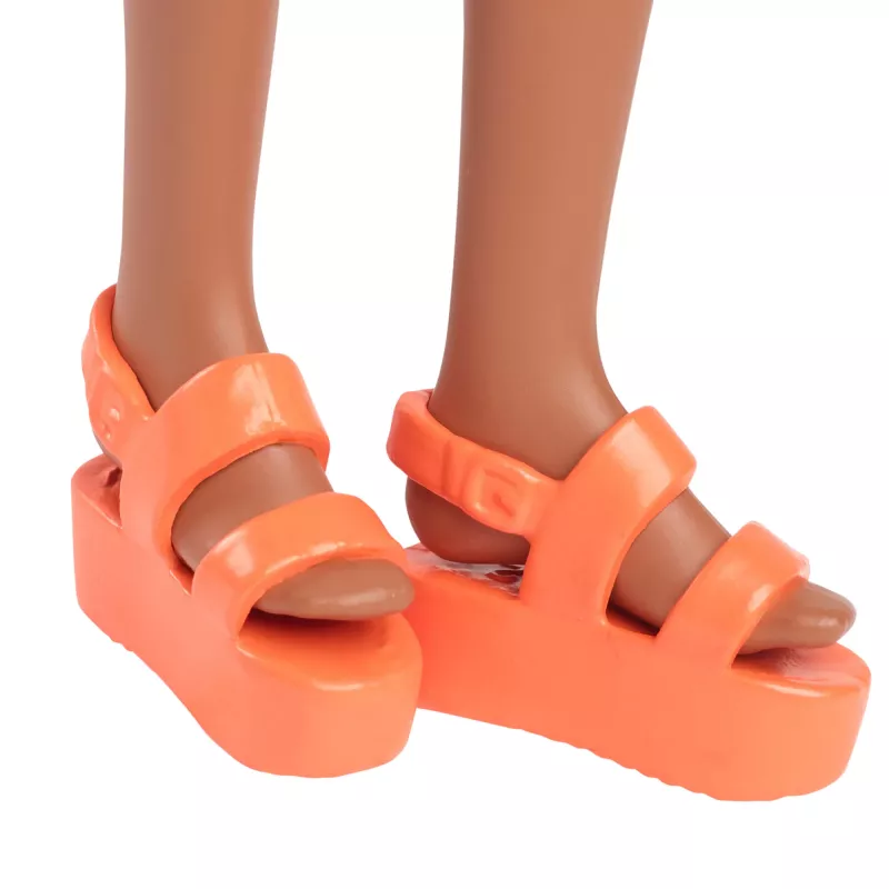 Lalka Barbie Fashionistas #233 w kraciastej sukience midi z kwiatami, czarne włosy