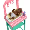 Barbie Baby Doctor Lalka z Blond Włosami, Modowa Lalka, 1 Niemowlę, Meble i Akcesoria