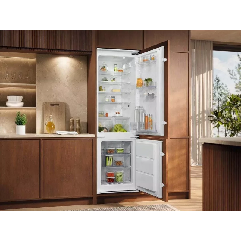 Lodówka do zabudowy Electrolux LNT6NE18S — 257 l, sterowanie dotykowe, zamrażalnik dolny, No Frost, biała
