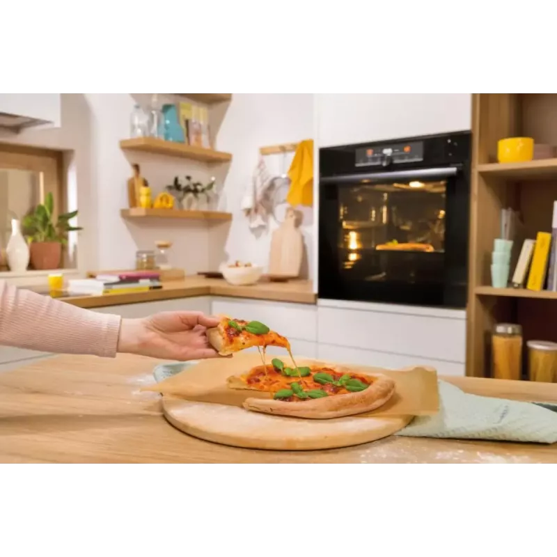 Piekarnik elektryczny do zabudowy Gorenje BSA6737E15BG — 77 l, czarny, zegar cyfrowy, konwekcja, grill, funkcja pizzy
