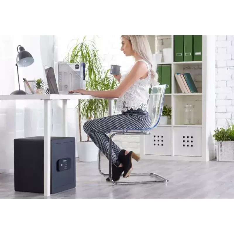 Sejf wolnostojący Yale YSEB/400/EB1 Stal Czarny Zamek szyfrowy
