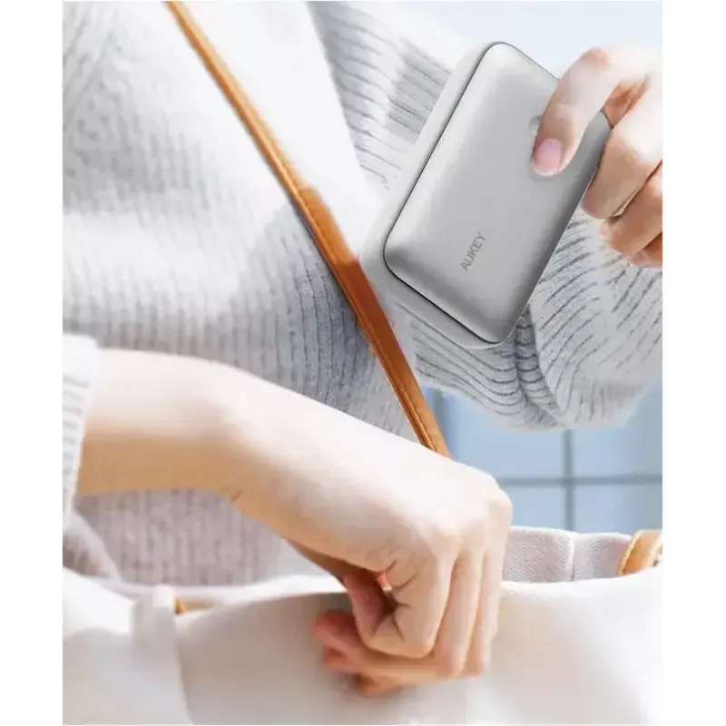 Przenośny powerbank PB-Y57 Mroźna Biel 2000mAh