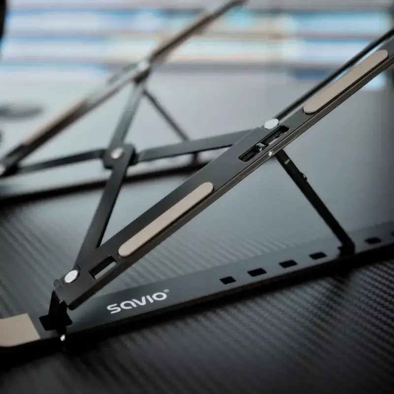 Podstawka pod laptopa SAVIO PB-05 z regulowaną wysokością przenośna — SAVIO PB-05