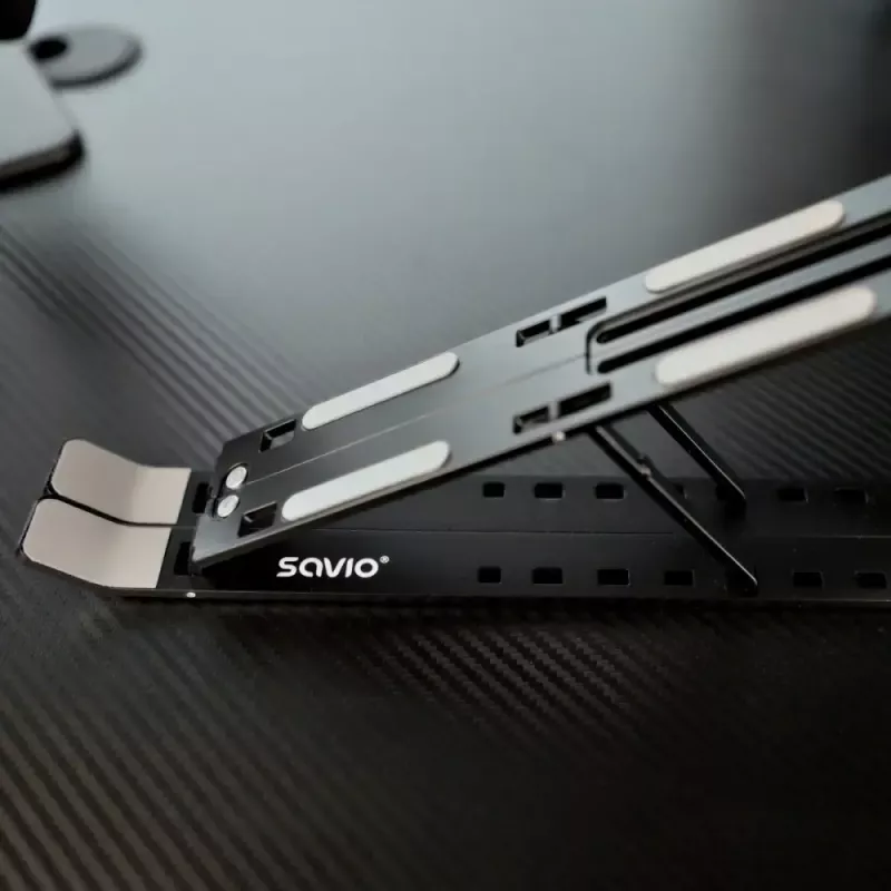 Podstawka pod laptopa SAVIO PB-05 z regulowaną wysokością przenośna — SAVIO PB-05