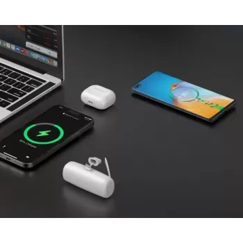 Przenośny Powerbank P5 PLUG-IN 5000mAh