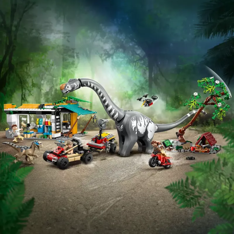 LEGO Jurassic World zestaw 76973 — Raptor i Tytanozaur z 3 figurkami, 582 elementy, wiek 7+