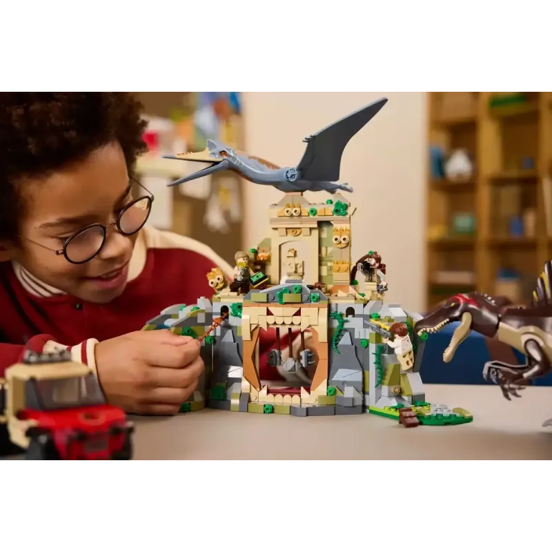 LEGO Jurassic World Air Mission with Quetzalcoatlus and Spinosaurus 76976 — 984 elementy, 4 minifigurki, wiek 8+