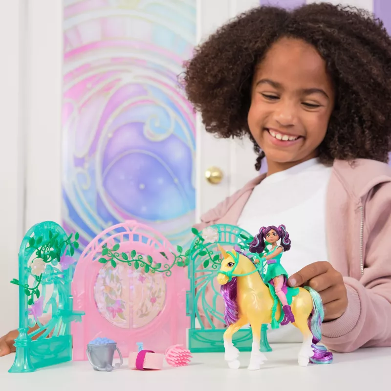 Unicorn Academy, Zestaw z lalką Ava i koniem Leaf zmieniającym kolor, pomysł na prezent wielkanocny, zawiera 15 akcesoriów, lalki i zabawki z jednorożcami dla dziewczynek od 4 lat