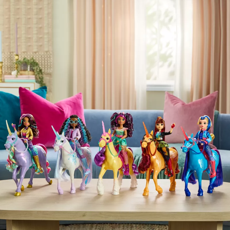 Spin Master Unicorn Academy Wildstar figurka jednorożca 11 cali z przezroczystym siodłem i uzdą, wielokolorowa, plastikowa, dla dzieci od 4 lat