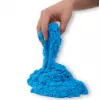 Kinetic Sand, 2 funty niebieskiego piasku do zabawy, formowalne zabawki sensoryczne dla dzieci, zamykana torebka (opakowanie może się różnić), dla dzieci od 3 lat