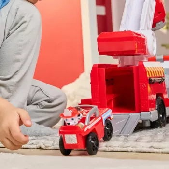 Wóz strażacki PAW Patrol Rapid Reload Fire Truck z figurką Marshalla (uszkodzone opakowanie)