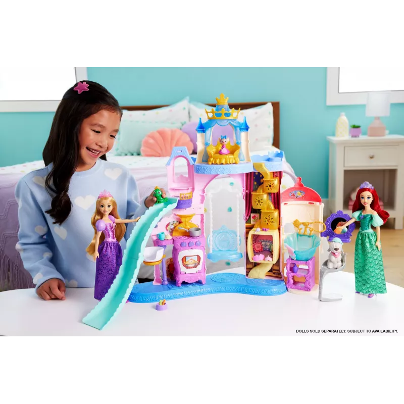 Zestaw Disney Princess Pet Palace z 7 strefami zabawy, 3 zwierzęcymi przyjaciółmi i ponad 20 meblami i akcesoriami