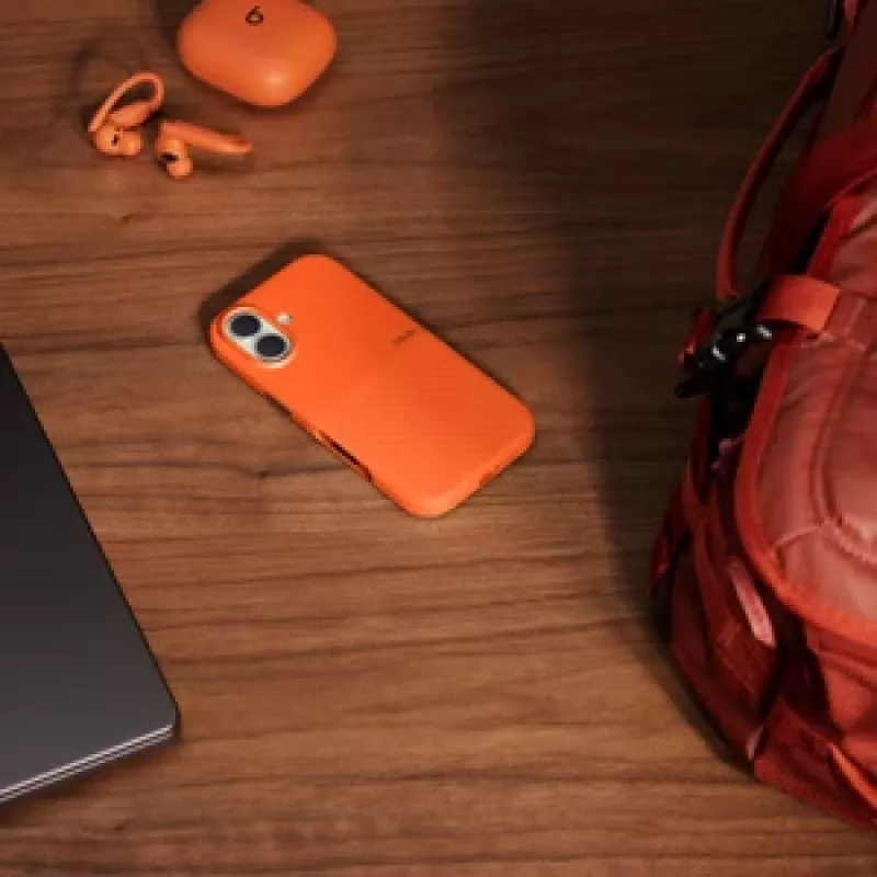 APPLE Beats iPhone 17 - Wytrzymałe etui z MagSafe i obsługą aparatu - Sierra pomarańczowy