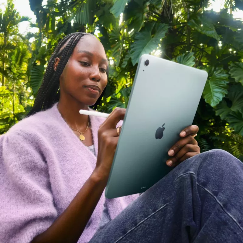 APPLE iPad Air (2025) - M3 - 11 cali - 7. generacja - Wi-Fi - 128GB - Starlight