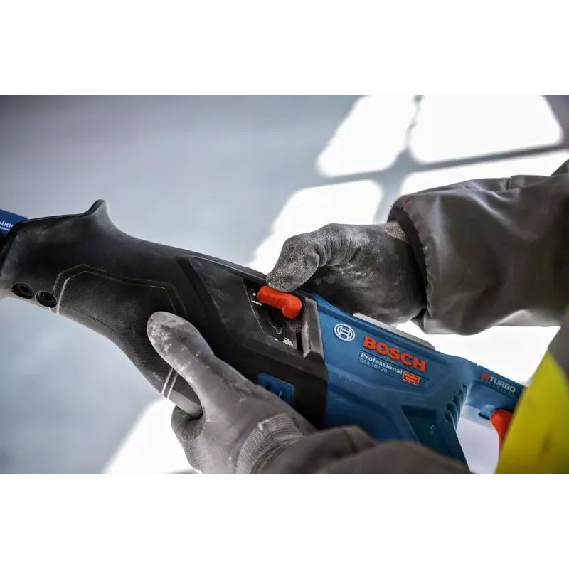 Piła Bosch GSA 18V-28 Professional