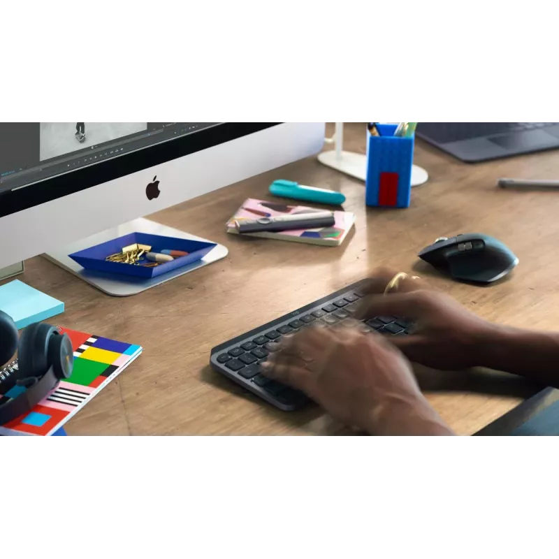 LOGITECH Minimalistyczna bezprzewodowa podświetlana klawiatura - Mx Keys Mini - Grafit - Qwerty Hiszpański