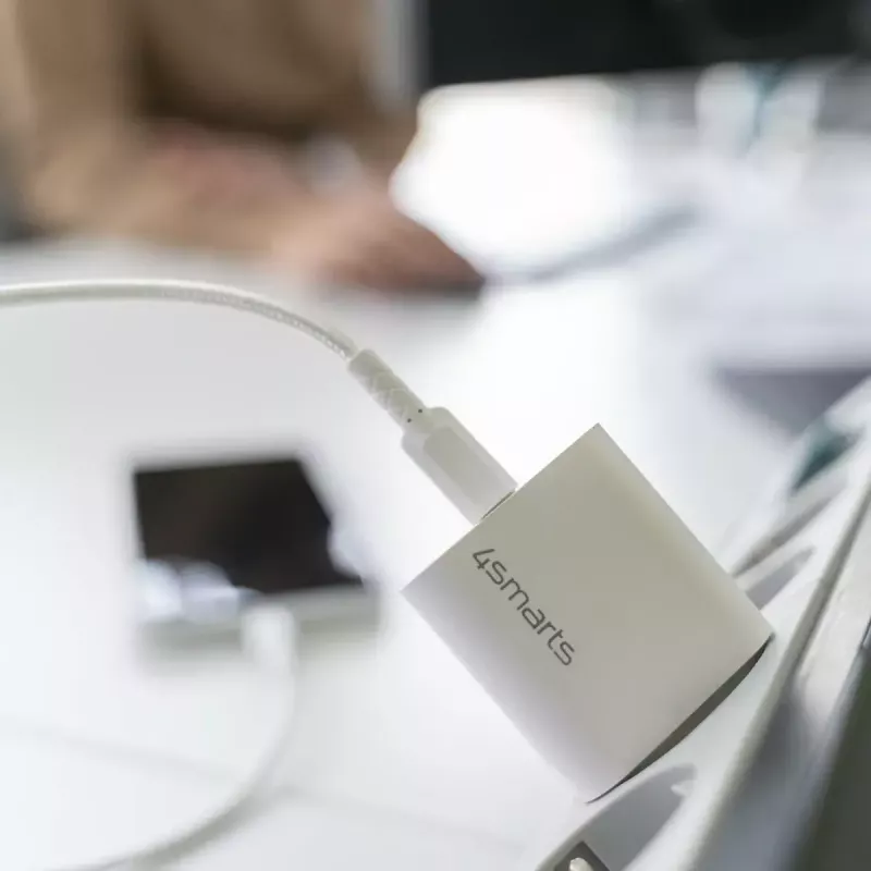 Ładowarka sieciowa 4smarts 465575 uniwersalna biała USB