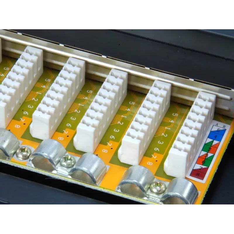 Panel krosowy Equip 16-portowy, ekranowany, Cat.6, czarny, 10/100/1000Base-T(X), Gigabit Ethernet, 1000 Mbit/s, RJ-45, Cat6, montaż w szafie