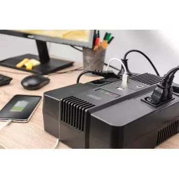 DIGITUS ALLINONE UPS 800VA/480W LED 12V 9AH 4XCEE 7/7 3XIEC C13 USB RJ45