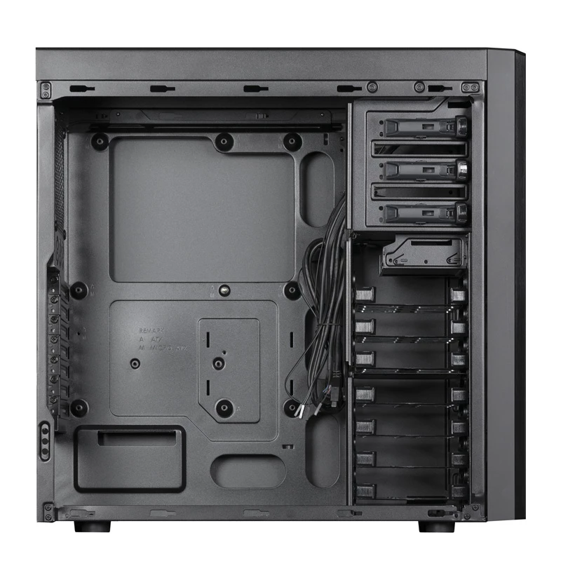 Obudowa PC CHIEFTEC CW-01B-OP Tower Czarna — SPCC, 7×3,5 cala zatok, 7×2,5 cala zatok, 3×5,25 cala zatok, GPU do 410 mm