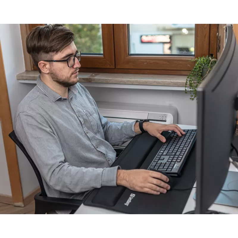 Sandberg Desk Pad Pro XXL, Czarny, Monochromatyczny, Podpórka pod nadgarstek, Antypoślizgowa podstawa, Podkładka pod mysz dla graczy