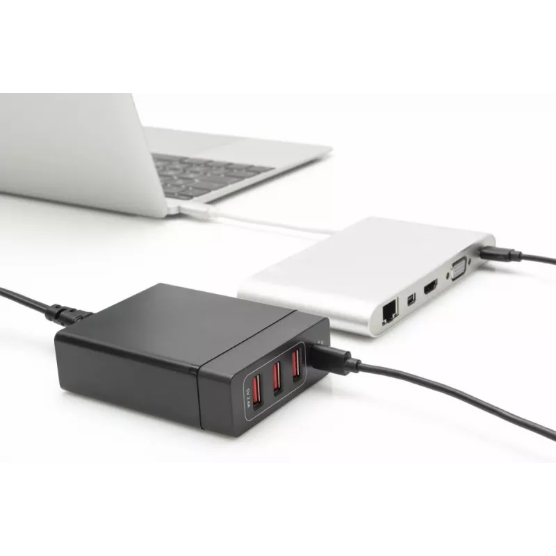 DIGITUS 4-portowa ładowarka USB, 72 W 1x USB-C (PD) 5,9,15,20 V/3 A, 3x USB-A 5 V/2,4 A, czarna