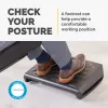 Podnóżek biurkowy Fellowes Breyta – ergonomiczny podnóżek z teksturowaną powierzchnią – podnóżek do biura i domu – czarny