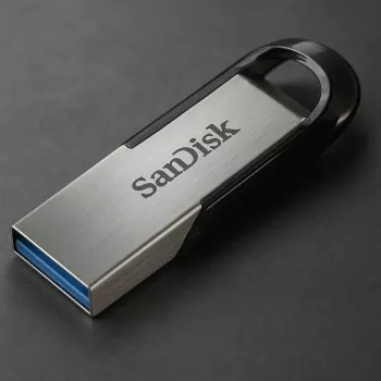 WESTERN DIGITAL SanDisk Ultra Flair - 16GB pamięć USB - USB 3.0 - czarny/srebrny